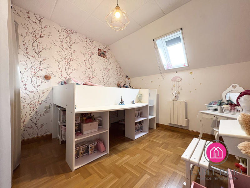 Maison traditionnelle - 84 m² - 5 pièces