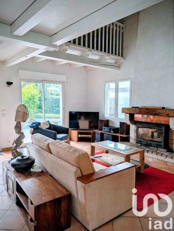 Maison - 140 m² - 5 pièces