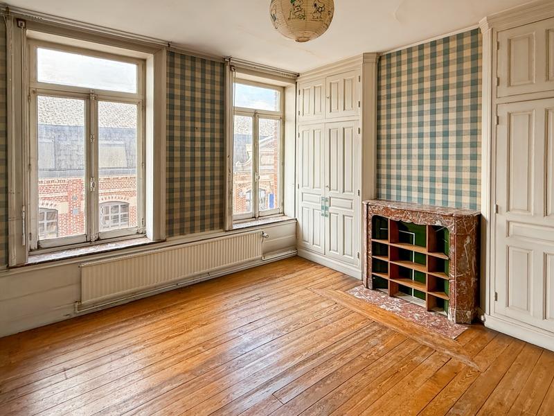 Maison bourgeoise - 242 m² - 7 pièces