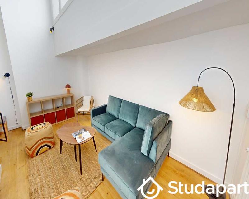 Chambre - 160 m² - 1 pièce