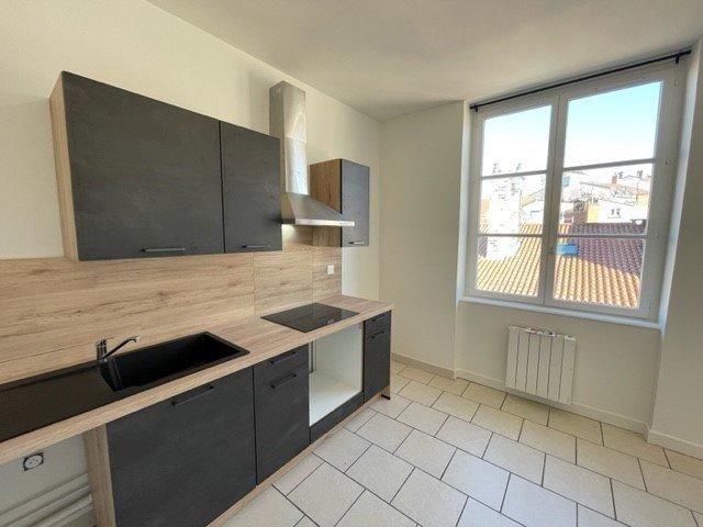 Studio - 34 m² - 1 pièce
