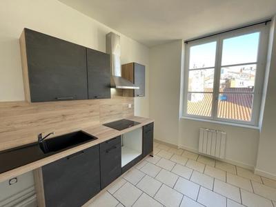 Studio - 34 m² - 1 pièce