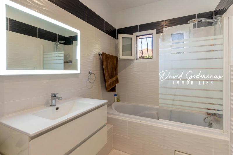 Maison - 151 m² - 7 pièces