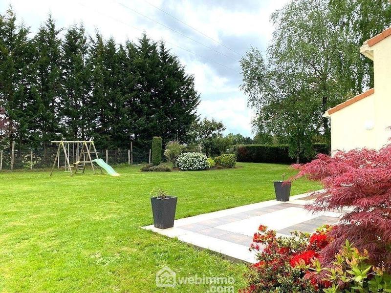 Maison - 140 m² - 6 pièces