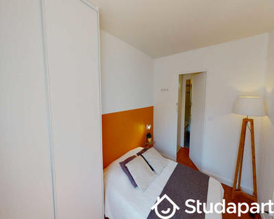 Chambre - 50 m² - 1 pièce