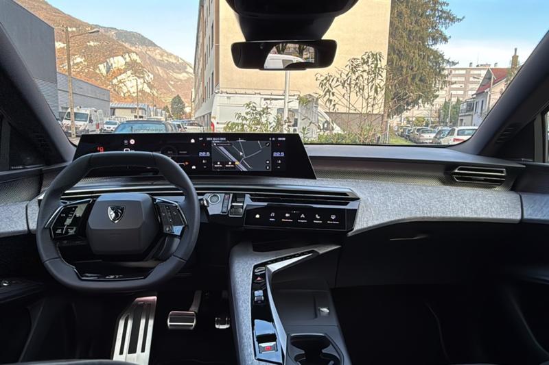 Peugeot 3008 Hybrid 145 E-Dcs6 Gt Plus