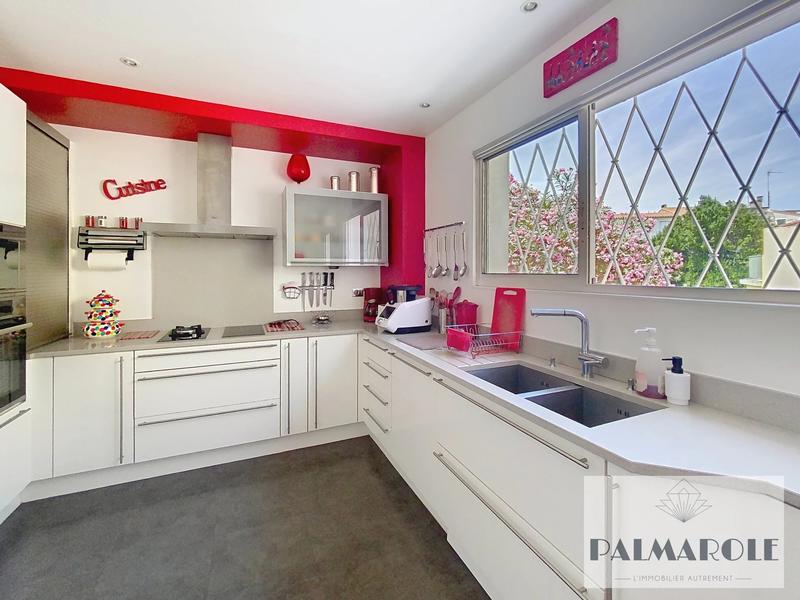 Maison de ville - 228 m² - 6 pièces