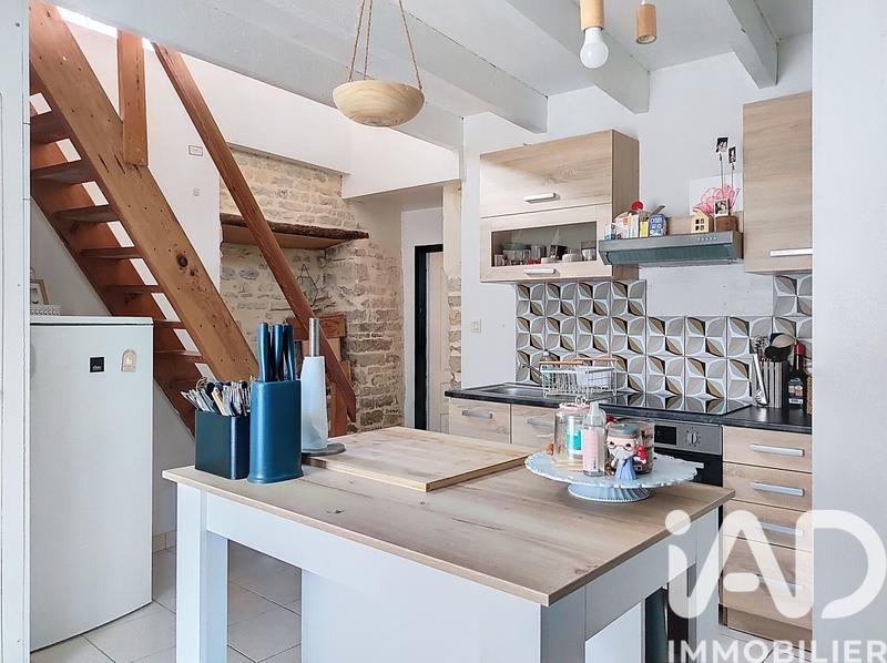 Maison - 225 m² - 10 pièces