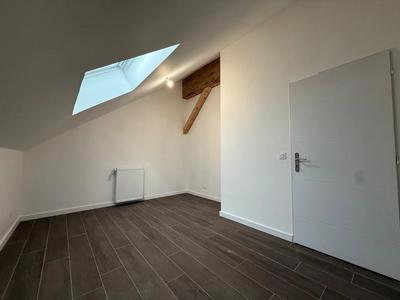 Maison - 98 m² - 4 pièces