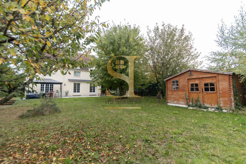 Maison - 172 m² - 7 pièces