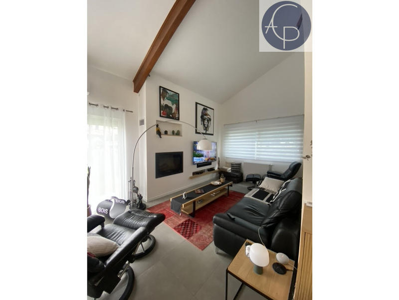 Maison - 128 m² - 5 pièces