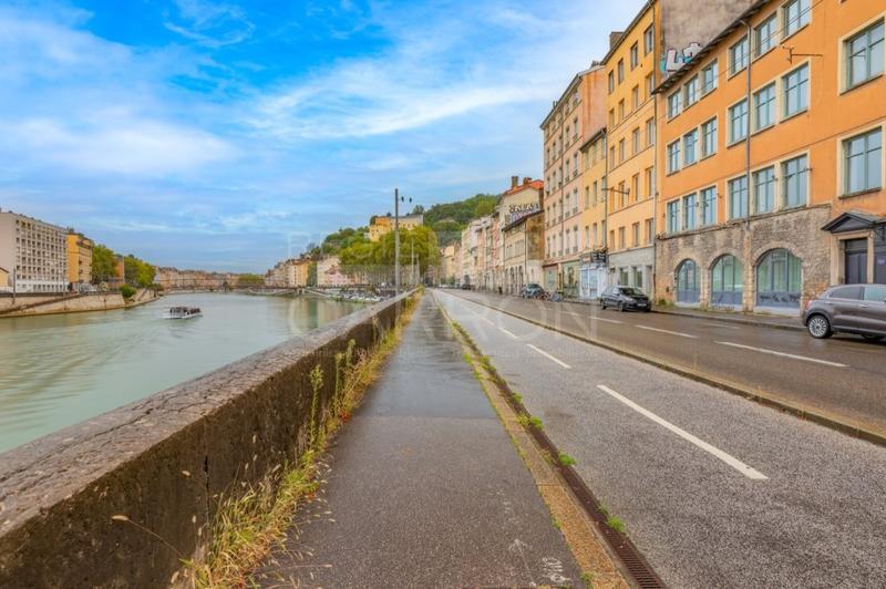 Appartement - 67 m² - 2 pièces