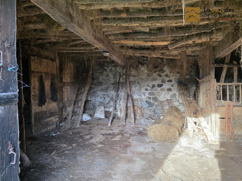 Maison ancienne - 295 m² - 1 pièce