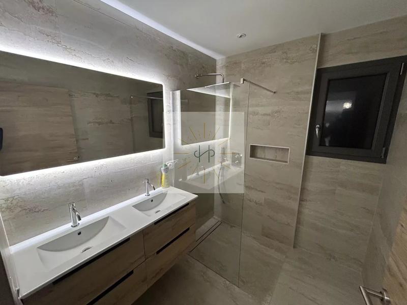 Villa - 121 m² - 4 pièces