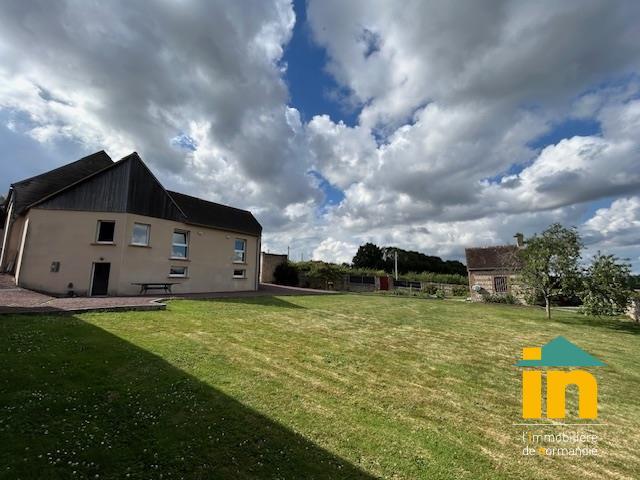 Maison de campagne - 217 m² - 6 pièces