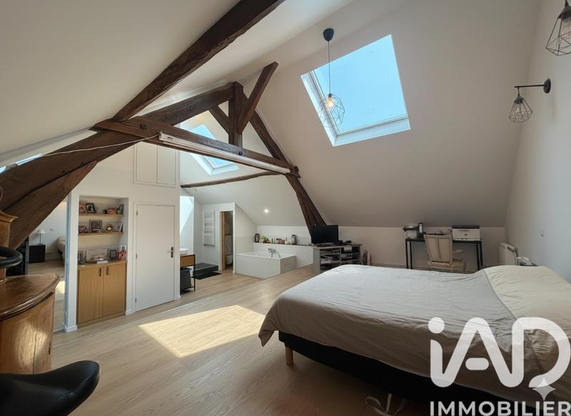 Maison - 144 m² - 6 pièces