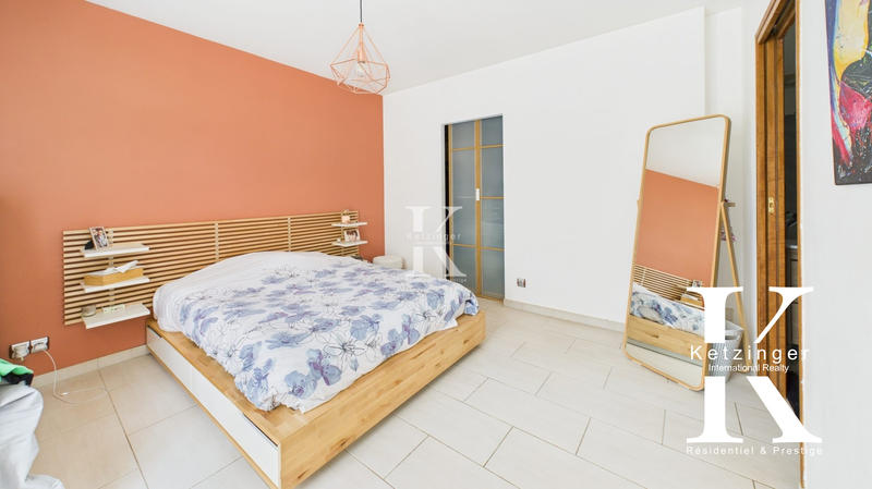 Maison traditionnelle - 140 m² - 5 pièces