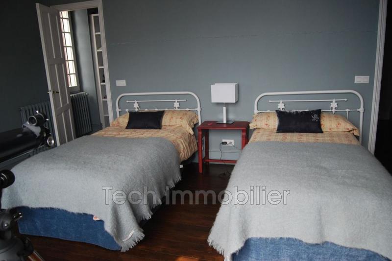 Demeure - 1 100 m² - 16 pièces