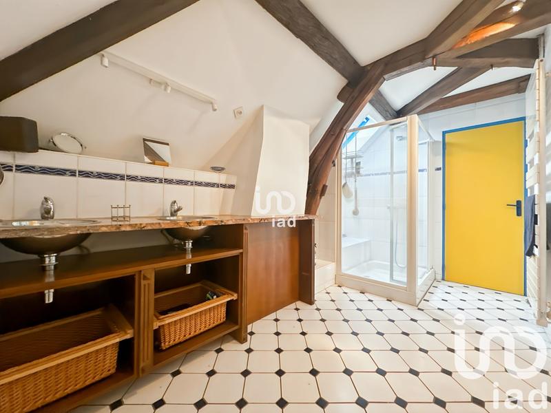 Maison - 150 m² - 4 pièces