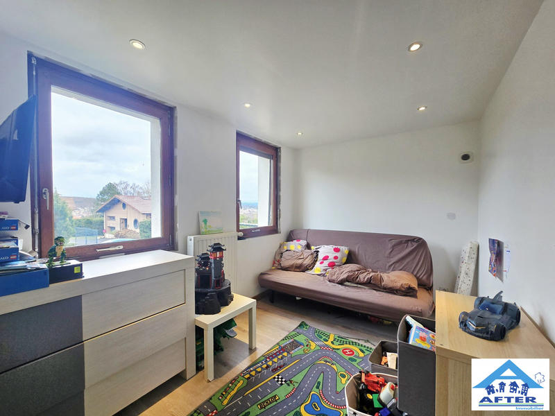 Maison - 188 m² - 5 pièces