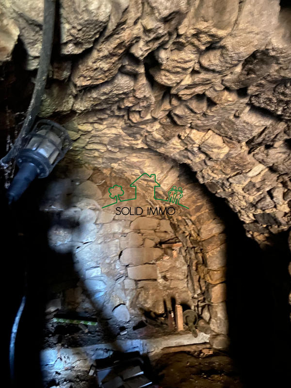 Maison - 122 m² - 6 pièces