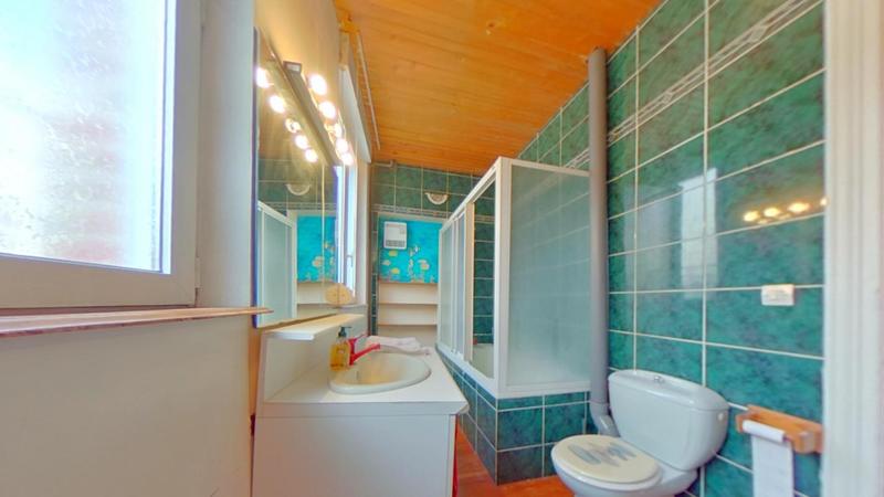 Maison - 245 m² - 10 pièces