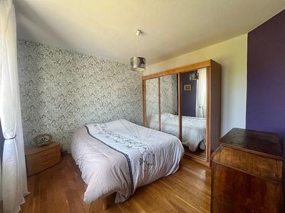 Propriété - 102 m² - 5 pièces