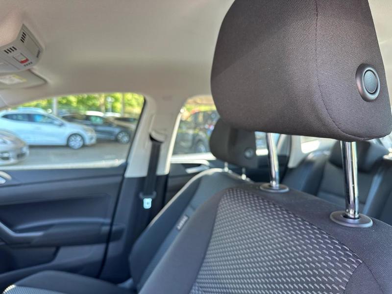 Volkswagen Polo VI 1.0 Tsi 95 Business