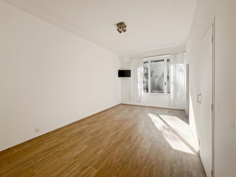 Studio - 30 m² - 1 pièce