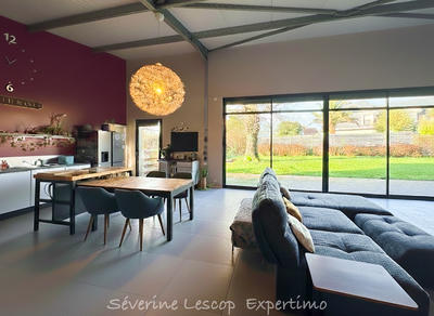 Maison - 193 m² - 8 pièces