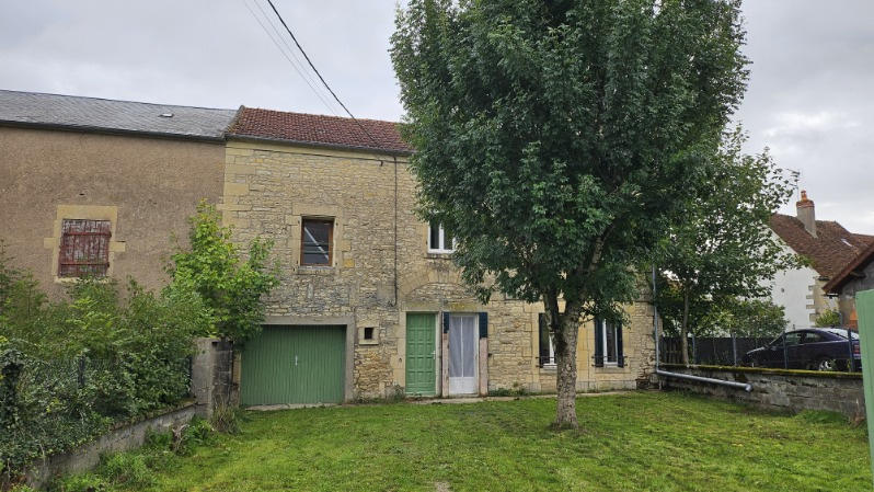 Maison - 111 m² - 7 pièces