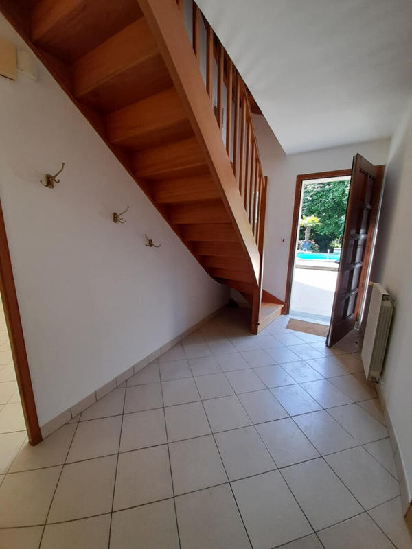Maison - 340 m² - 14 pièces