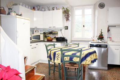 Maison - 180 m² - 9 pièces