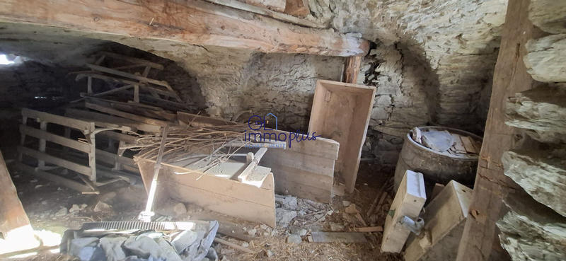 Maison ancienne - 80 m² - 1 pièce