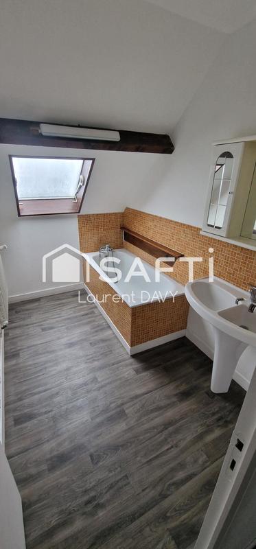 Maison - 145 m² - 7 pièces