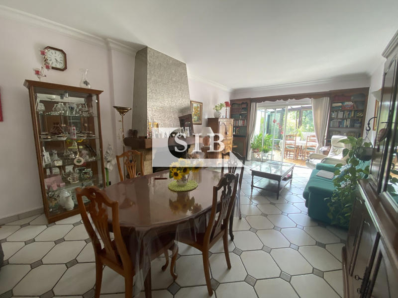 Maison - 149 m² - 7 pièces