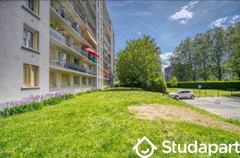 Appartement - 12 m² - 1 pièce