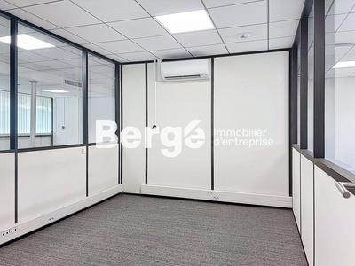 Bureau - 159 m²