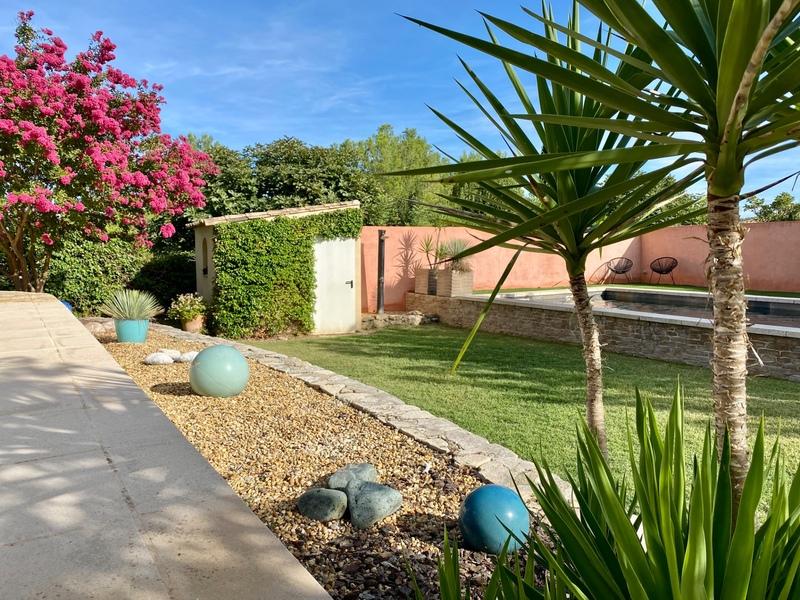 Maison - 200 m² - 6 pièces