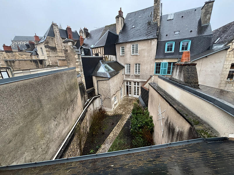 Maison - 255 m² - 9 pièces