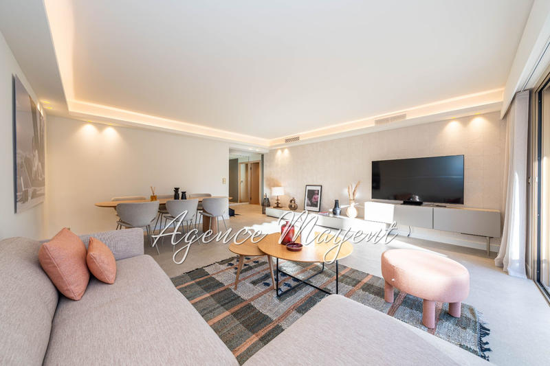 Appartement - 98 m² - 3 pièces