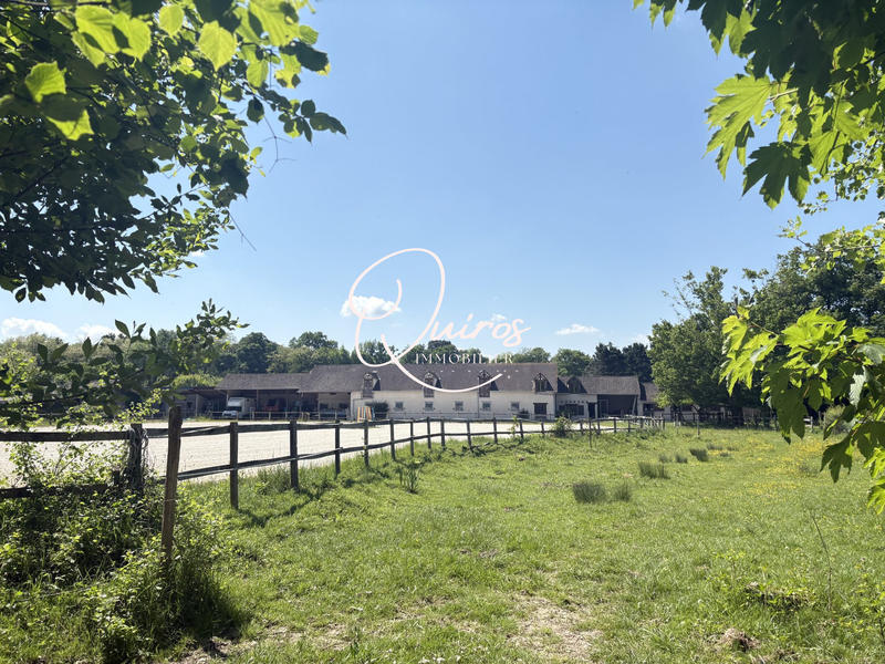 Maison - 137 m² - 7 pièces