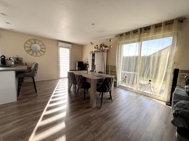 Maison - 103 m² - 4 pièces