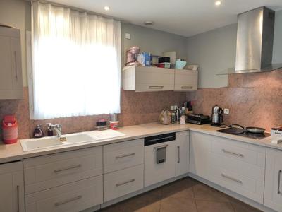 Maison - 147 m² - 7 pièces