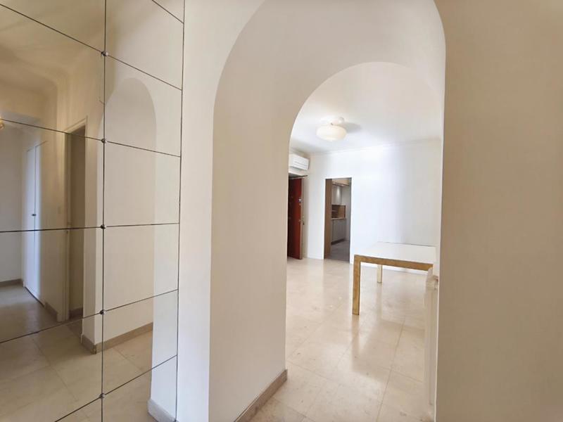 Appartement - 90 m² - 3 pièces