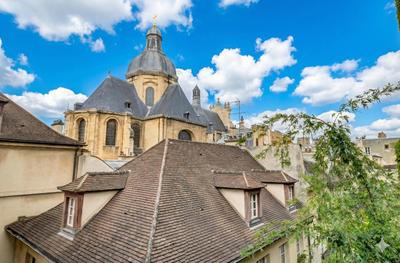 Bureau - 573 m² - 31 pièces