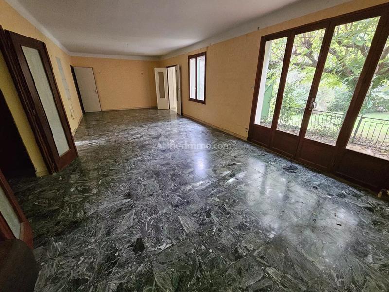 Maison - 200 m² - 7 pièces