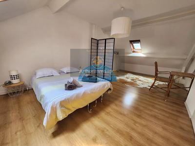 Maison - 150 m² - 8 pièces