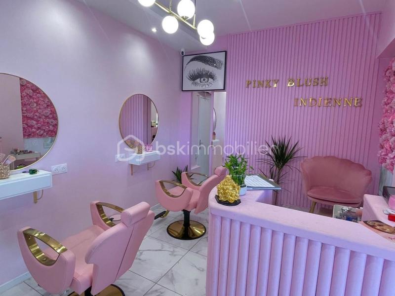 Local commercial - 22 m² - 2 pièces