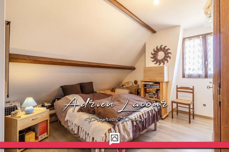 Maison - 139 m² - 7 pièces